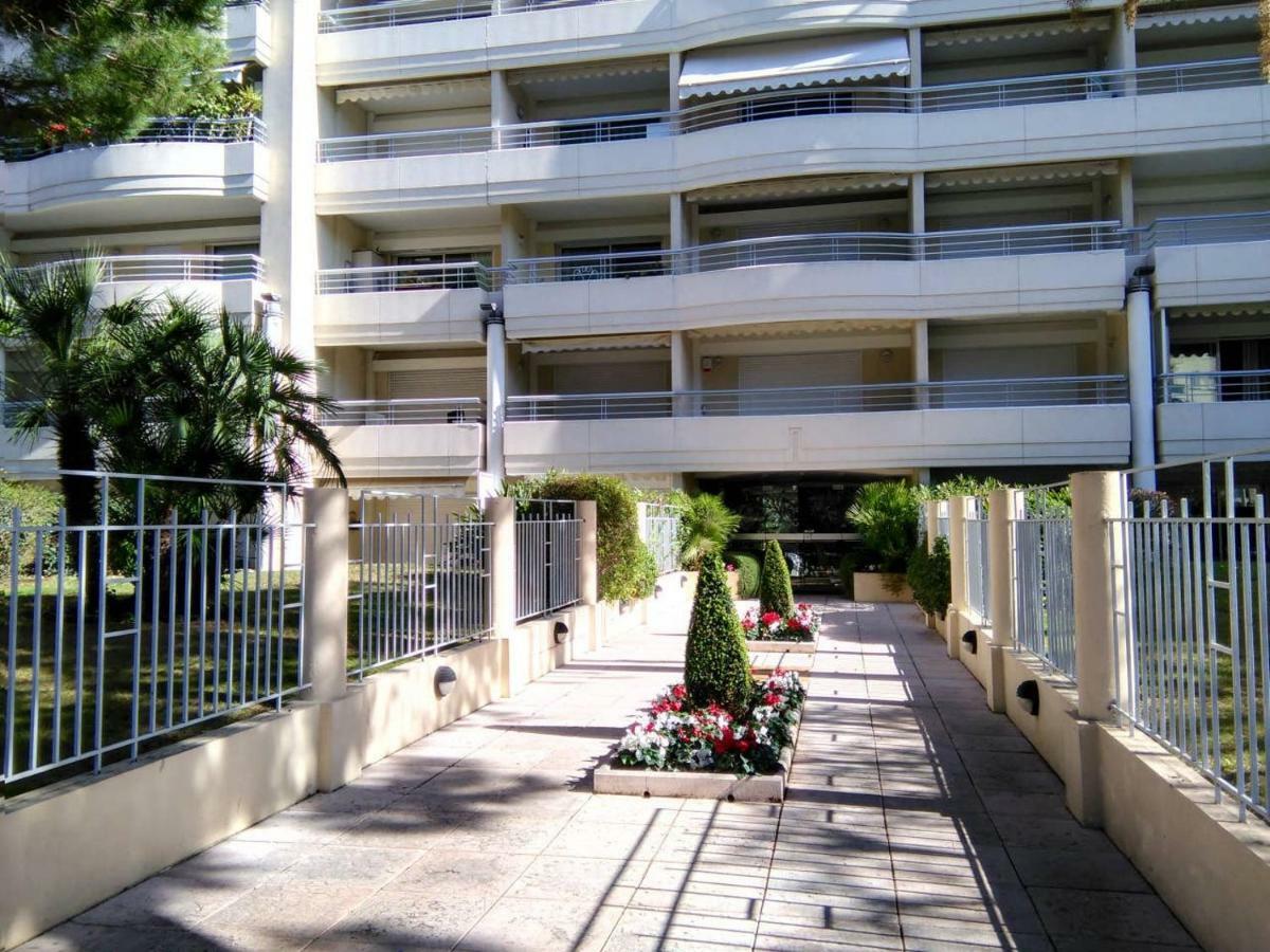 Apartmán Lux Studio Garden And Swimming Pool Cannes Exteriér fotografie